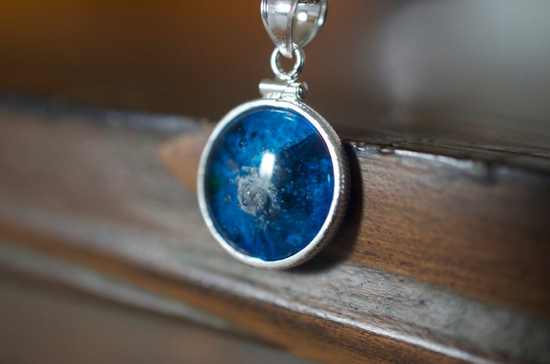 Glass To Ashes Cat Dog Funeral Memento Necklace 925 Silver Blue Round Pet Memorial Necklace Sterling Silver Round Glass Keepsake Pendant