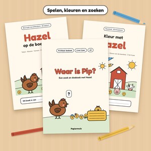 May include: Three activity books with cream covers featuring cartoon farm animals and the titles Hazel op de boerderij, Waar is Pip?, and Kleur met Hazel. The books include illustrations of a chicken, a barn, and chicks, accompanied by three coloured pencils.
