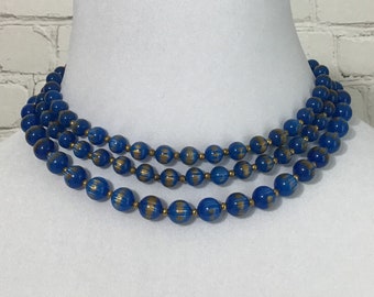 Vintage Triple Strand Moonglow Azul Oro Plástico Cuentas Gargantilla Collar 16" de largo