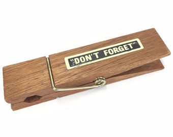 Vintage DON'T FORGET Oversized Wood Clothespin Desk Office Paper Clip Organizer