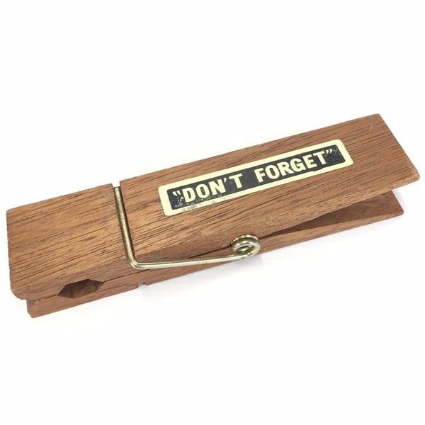 Vintage DON'T FORGET Oversized Wood Clothespin Desk Office Paper Clip Organizer