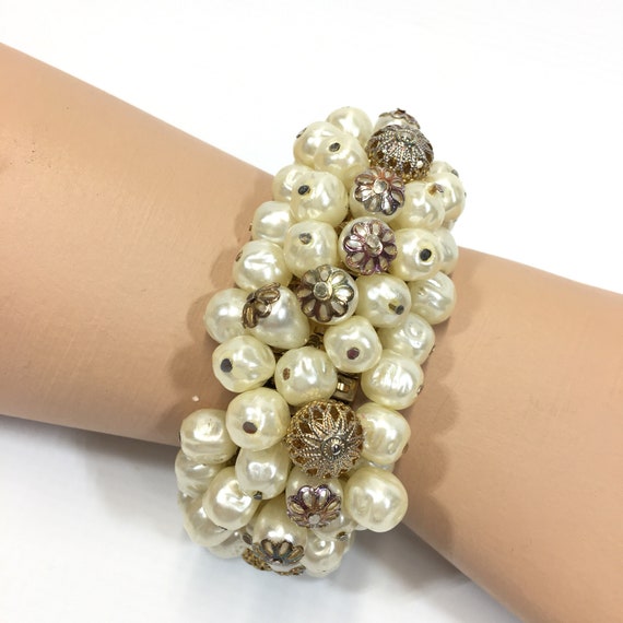 Vintage Chunky Faux Pearl Expandable Cuff Bracele… - image 7