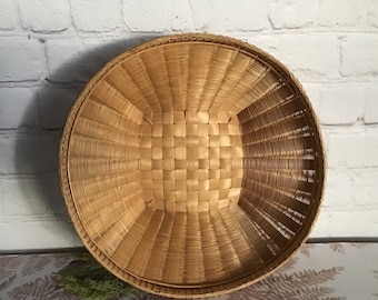 Vintage Round Bowl Footed Wall Basket Woven Rattan Wicker Shallow Open Gathering Catchall Natural