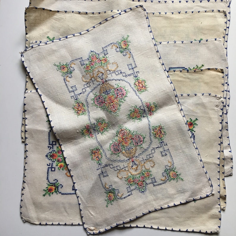 Vintage Embroidered Linen Placemats and Matching Napkins Etsy