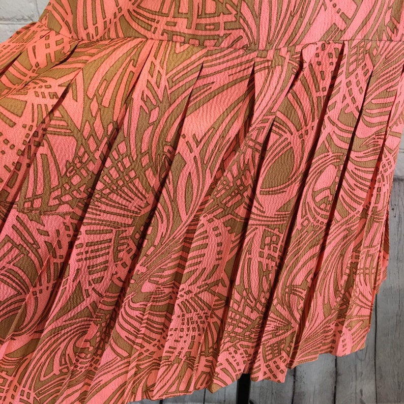 1960/'s Betty Hartford Crepe Day Dress Size 16 Coral Pink /& Tan Short Sleeve Collar with Neck Tie