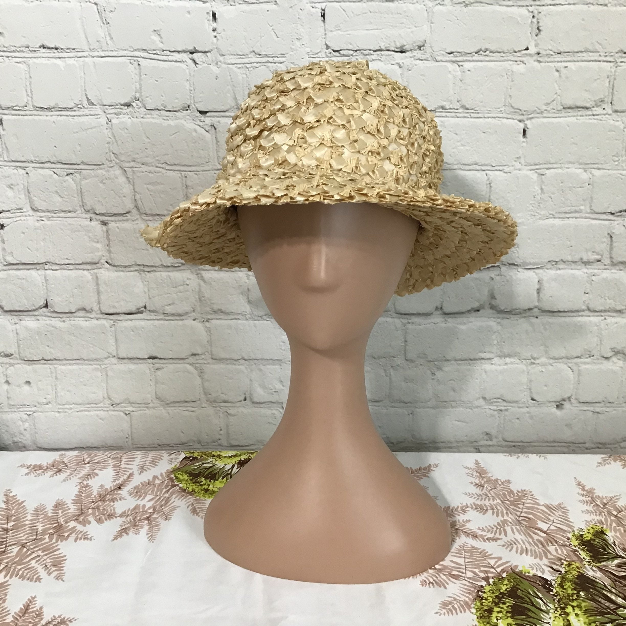 Emme Hat - Etsy display picture 1