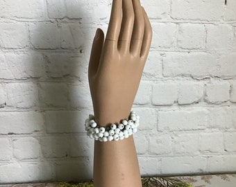 Vintage White Bead Cha Cha Bracelet Expandable Cuff 1950s 1960