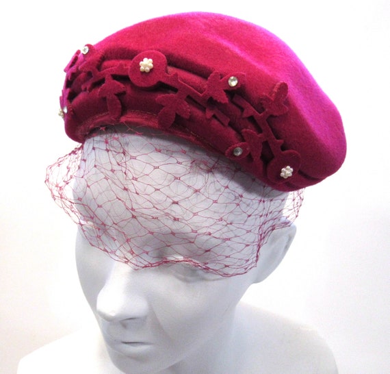 Vintage Fuchsia Pink Wool Beret Hat Henry Pollak New York  display picture 1