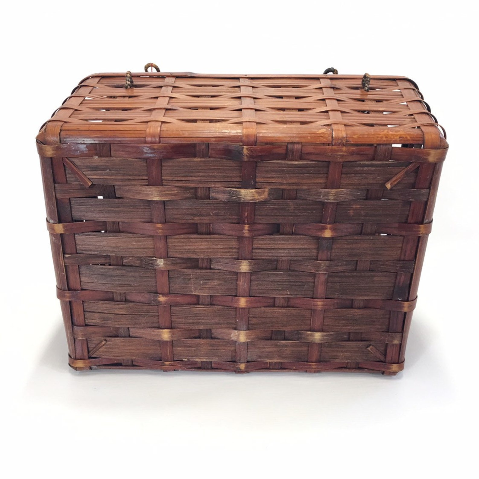 Vintage Bamboo Picnic Basket Loaded With Melamine Dishes Salt Etsy