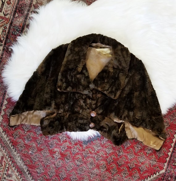 Antique 1920s/30s Faux Fur Cape / as is