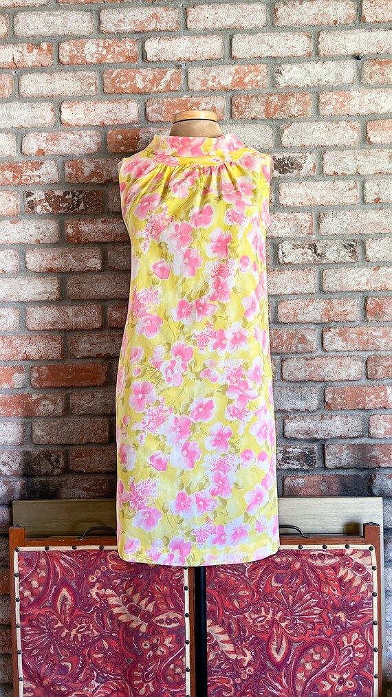 S - M | Vtg 60s Lemon + Pink Handmade Shift Dress - image 6