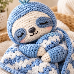 Patrón de perezoso azul a crochet con manta / Patrón de amigurumi de perezoso / Lindo animal a crochet en PDF / Regalo para bebé DIY / Descarga instantánea
