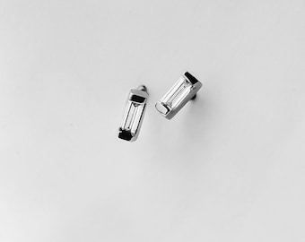 14k gold diamond baguette earrings