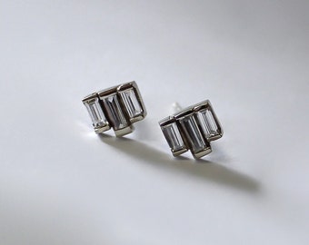 14k gold three diamond baguette earrings