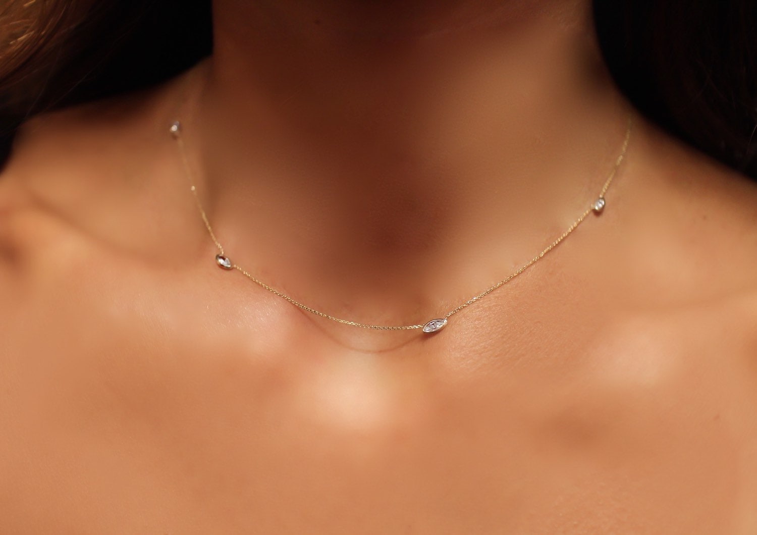 極美品　マーキスカットダイヤのステーションネックレス ダイヤモンド ステーション ネックレス、マーキス カット