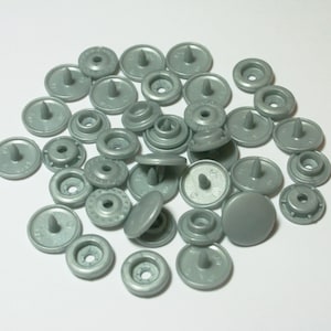KAM Snaps Fastener 100 Sets of Silver (B-45) Plastic Resin Snaps For Crafts, Baby, Clothes, Bibs, Diapers and Scarves