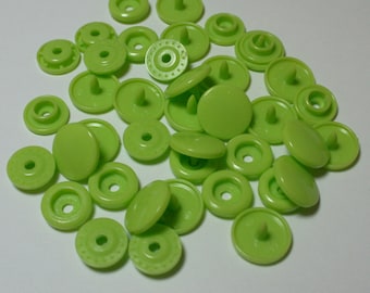 KAM Snaps Fastener 100 Sets Apple Green (B-44) Plastic Resin Snaps For Crafts, Baby, Clothes, Bibs, Diapers and Scarves