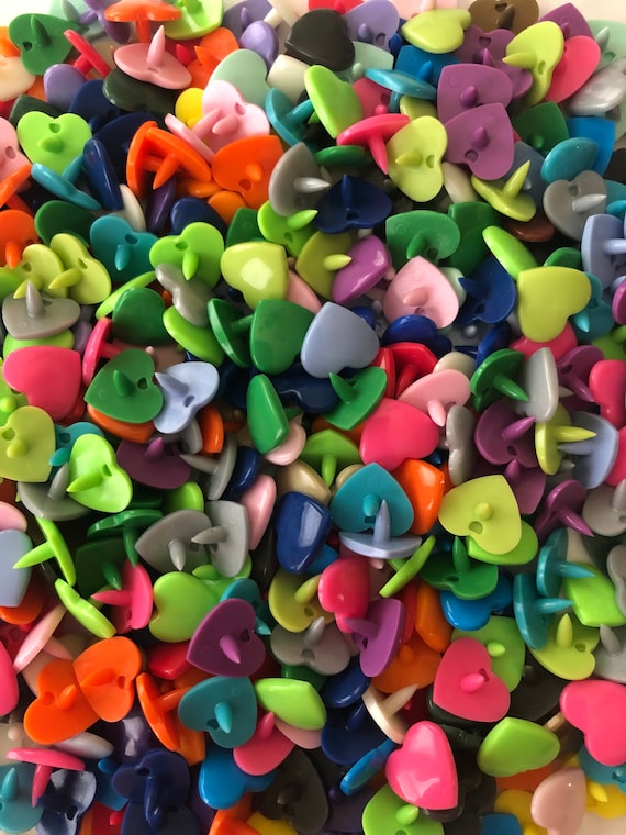 KAM Snaps Hearts 100 Grab Bag Heart Shaped ONLY Plastic Resin Snaps Crafts Baby Cloth Diaper Random Colors