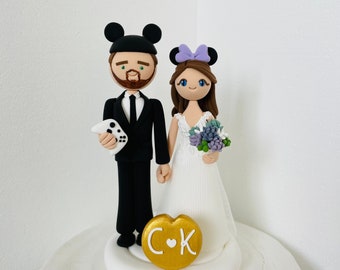 Movie theme handmade custom wedding cake topper , Mr and Mrs cake topper , personalized,game, cake toppers for wedding