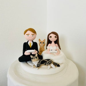 Gamer couple custom wedding cake topper,personalized,cake topper,customized, bride and groom, mrs and mr, figurine,with cat,with dog