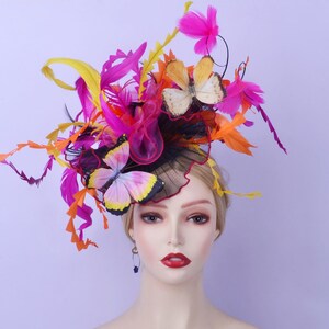 Kentucky Derby Handmade Floral Wide-Brim Straw Hat With Vibrant Flowers Butterfl Black Royal Blue Feather Flower Butterfly Wide Brim Sinamay  main image 4