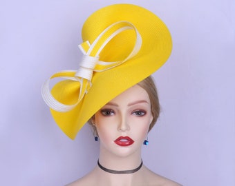 Exclusive Yellow/white fascinator two tone saucer hatinator Church Derby Ascot hat Royal Wedding hat Tea Party Mother of the bride Easter