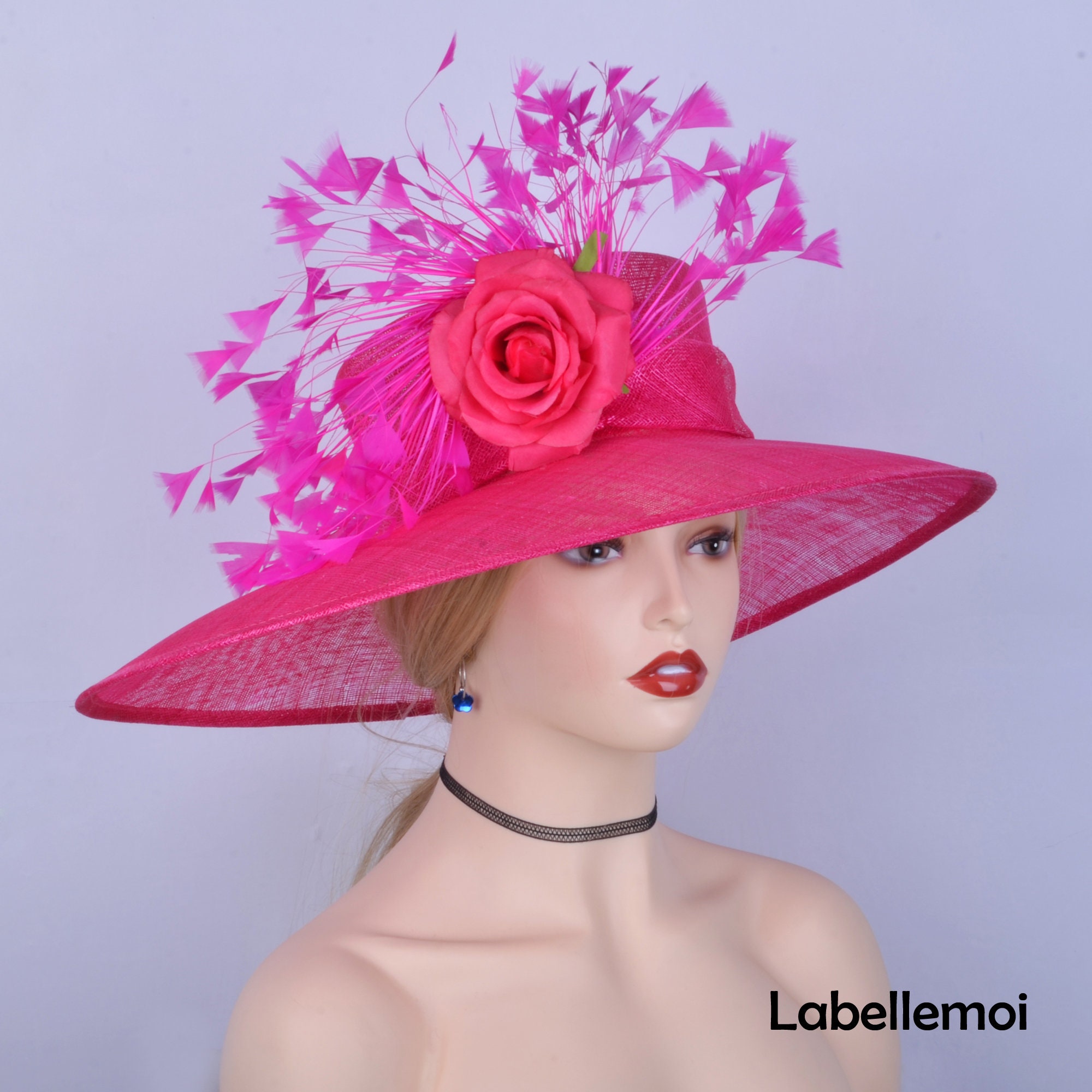 Chapeau Sinamay Rose Clair Avec Fleur Et Plumes - Fascinator Courses, Mariage, Cocktail
