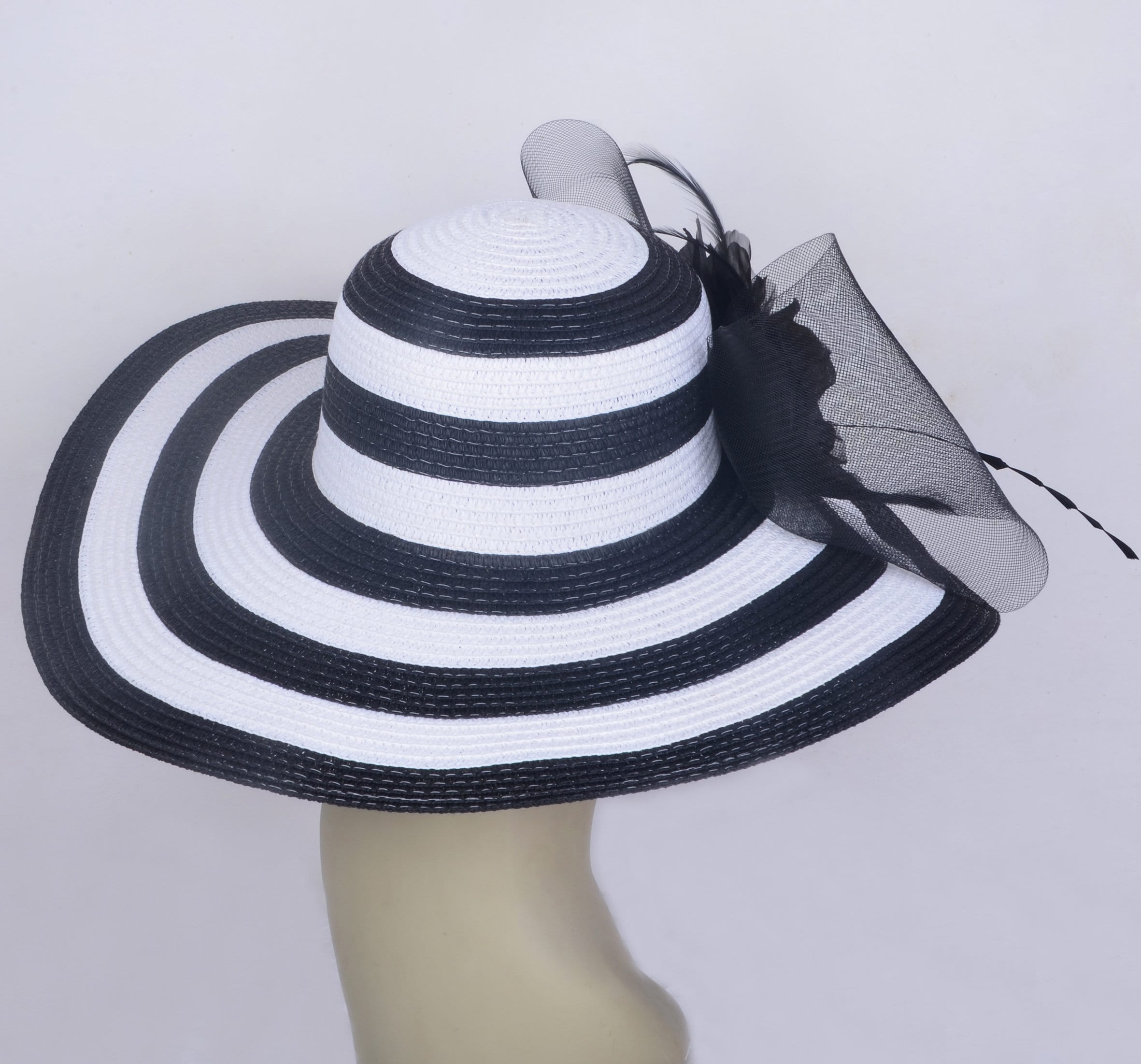 Exclusive Design Ladies Large Brim Black/white Kentucky Exclusive Design Ladies Large Brim Black/white Kentucky