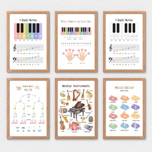 Peut inclure: Six affiches &eacute;ducatives encadr&eacute;es avec des cadres en bois. Les affiches pr&eacute;sentent des concepts musicaux, notamment les notes de base, les exercices d'&eacute;chauffement au piano, les instruments de musique et les termes de th&eacute;orie musicale. La palette de couleurs comprend des pastels et des couleurs vives.