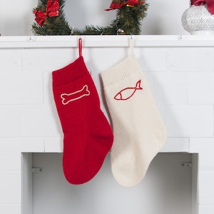 Pet Christmas stocking, Personalized Christmas Stockings, Wool knit handmade Christmas stockings for dog, Cat Christmas stocking, Bone, Fish