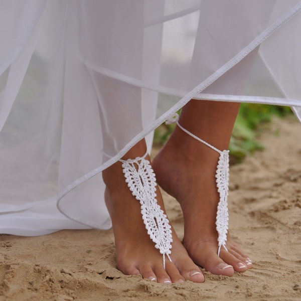 Bridal Barefoot Sandals White crochet barefoot sandals Bridal Foot jewelry Beach wedding barefoot sandals Lace shoes Beach wedding sandals