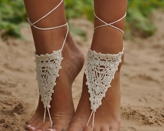 Sandales aux pieds nus Ivoire Crochet, chaussures de mariage de plage, bijoux de mariée, sandales Brides, Boho en dentelle, sandales femmes