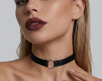 Choker mit Metallring, gold oder silber, elastisch, sexy, schwarz, violett, rot