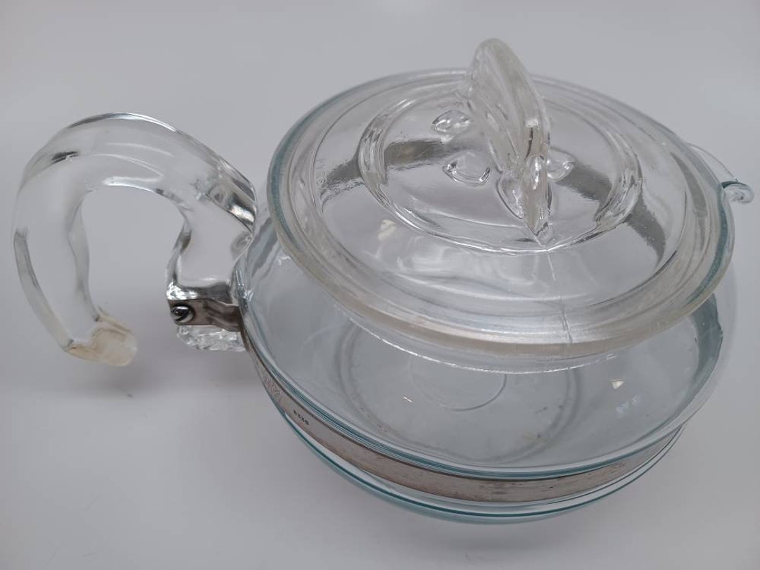 Vintage Pyrex Teapot and Lid 6 Cup Pyrex Glass Teapot 19361979
