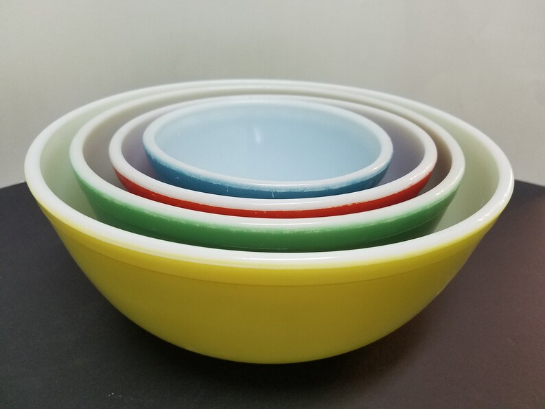 Pyrex primary colors nesting mixing bowls set of 4 Etsy