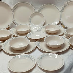 Vintage Corelle Blue Lily dinnerware corelle blue lily plates and bowls