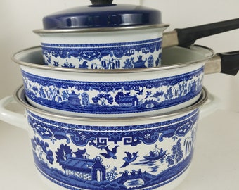 Vintage Blue Willow cookware Blue Willow pots and pans 5 pc set