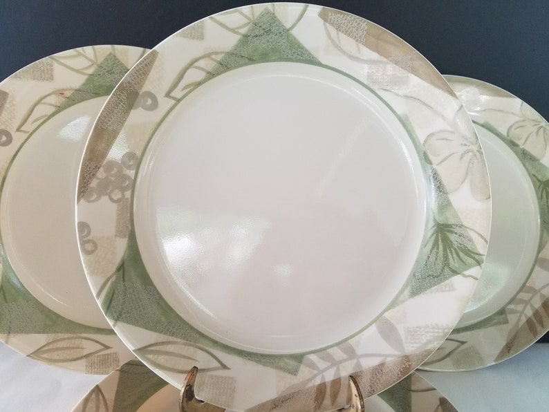 Vintage Corelle Textured Leaves Dinner Plates Corelle Etsy