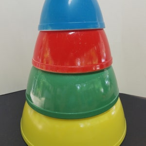Vintage Pyrex primary colors nesting mixing bowls set of 4 colored pyrex mixing bowls