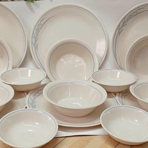 Vintage Corelle Blue Lily dinnerware corelle blue lily plates and bowls