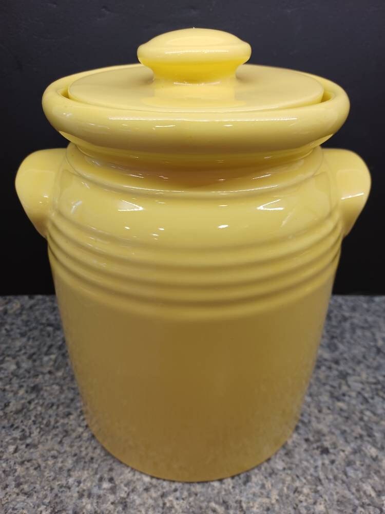 soft yellow cookie jar Kitchen & Dining Home & Living