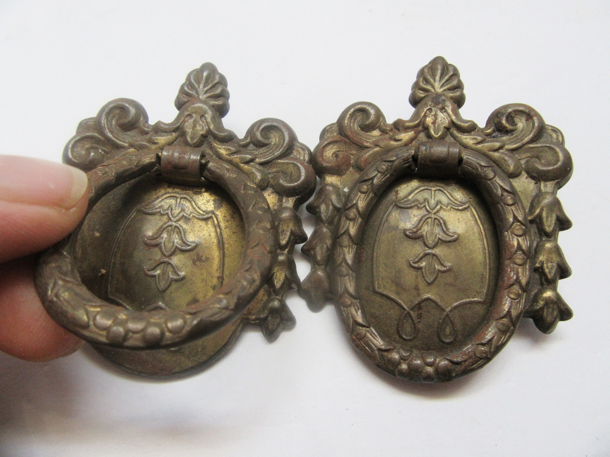 Antique drawer pulls dresser pulls antique dresser hardware Etsy