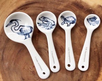 Pond animal ceramic measuring spoons