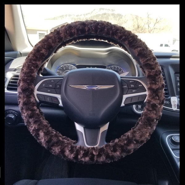 Made in USA Minky fuzzy soft Brown rosebud swirls steering wheel cover