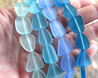 Aqua Blue Sea Glass Beads: Recyceltes Schmuckzubehör, 4 Stränge