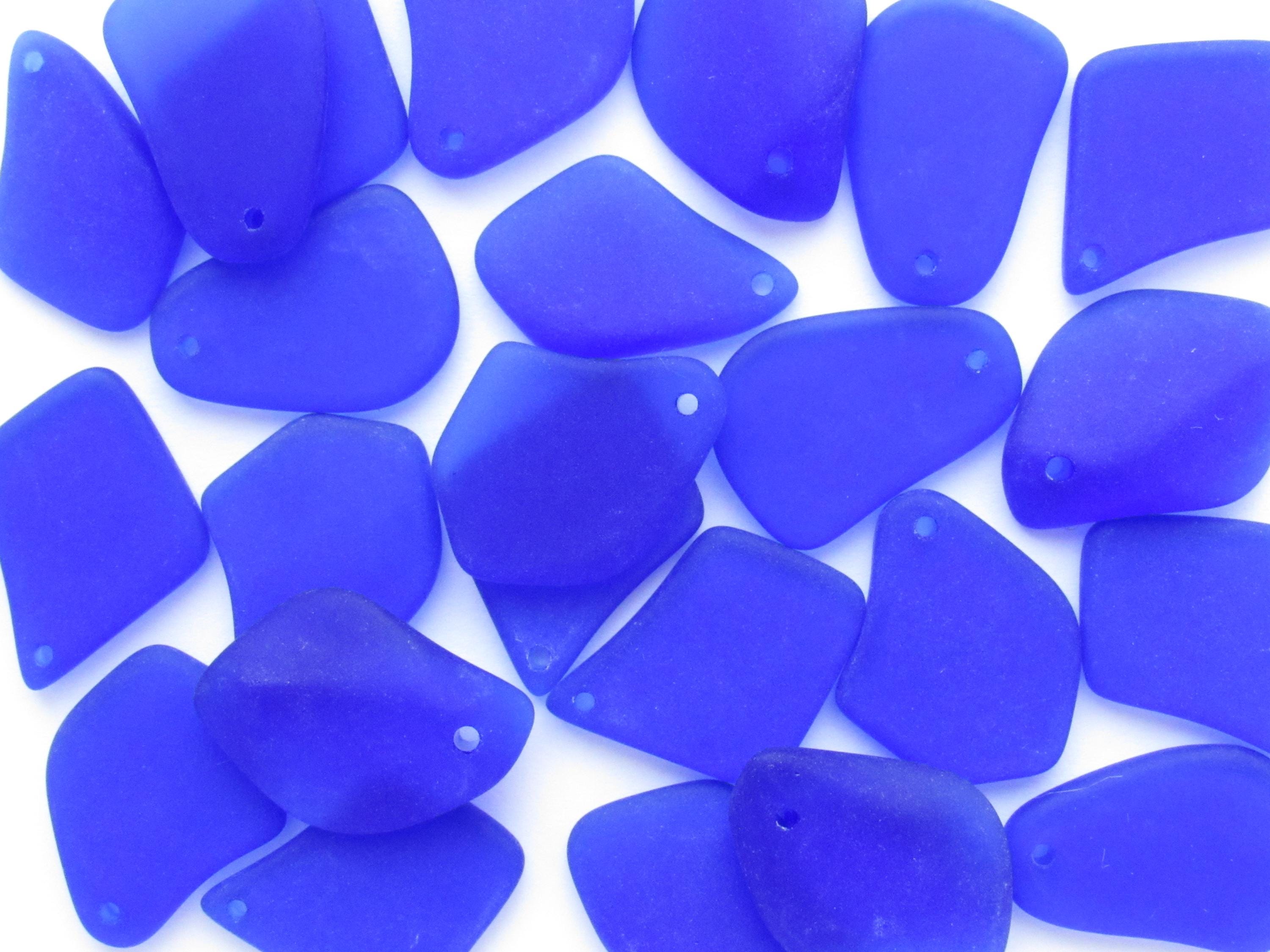 Produktbild von 10 Stück Meerglas-Perlen – Oben Gebohrt, Für Schmuck & Bastelprojekte