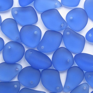 Jewelry making Supplies Cultured Sea Glass Beads PENDANTS small pebble 15mm Light Sapphire cornflower blue