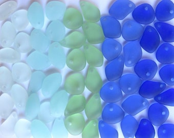 Colgantes de vidrio marino esmerilado: 5 colores, cuentas de forma libre con forma de guijarros perforados (15 mm)