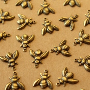 10 pc. Medium Antique Brass Plated Bee Charms: 12mm by 13mm made in USA AB-310 image 1