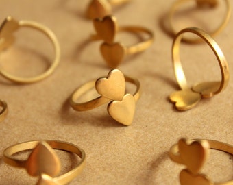 2 pc. Raw Brass Adjustable Rings with Heart-shaped Pads | RB-842